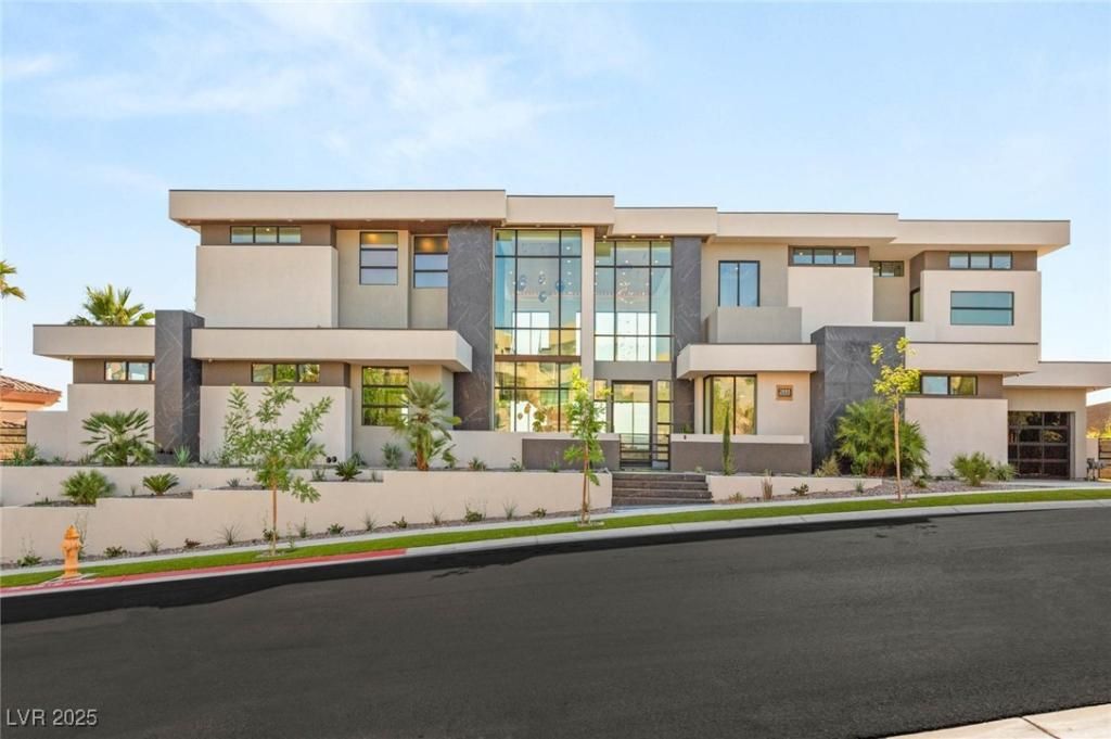 MLS #2715731 image #0