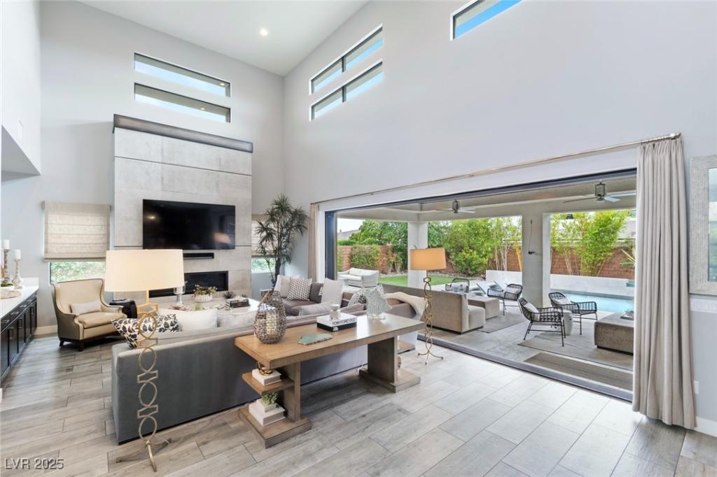 MLS #2716243 image #0