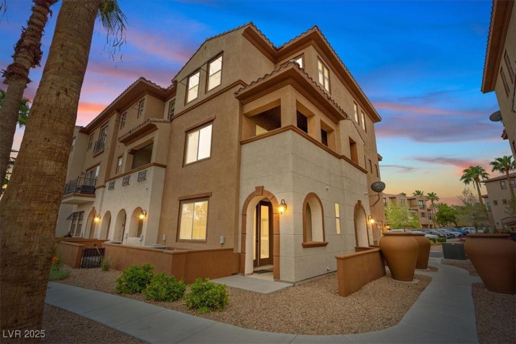 MLS #2716426 image #0