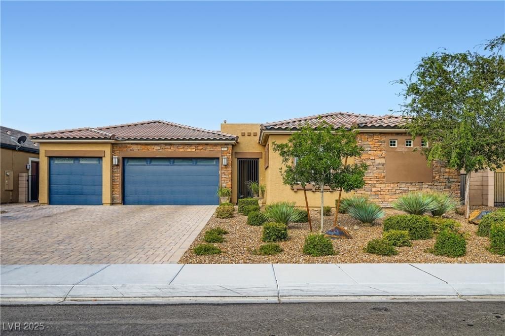 MLS #2716518 image #0