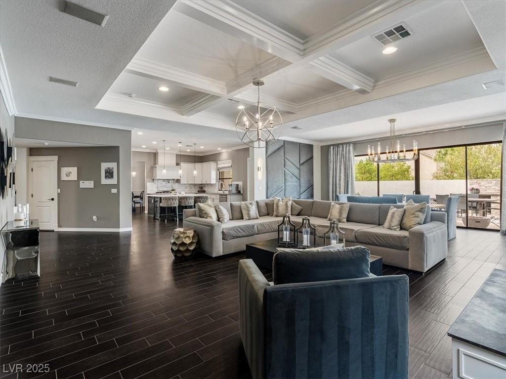 MLS #2716723 image #0