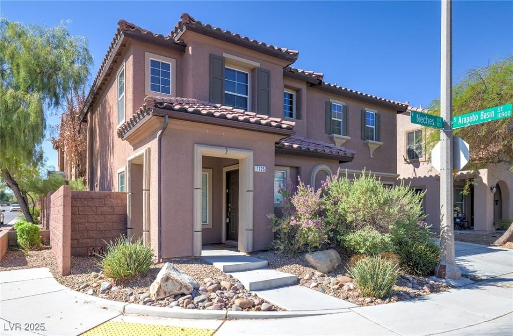 MLS #2717133 image #0