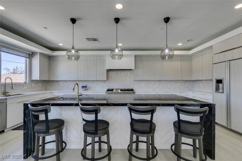 MLS #2717508 image #0