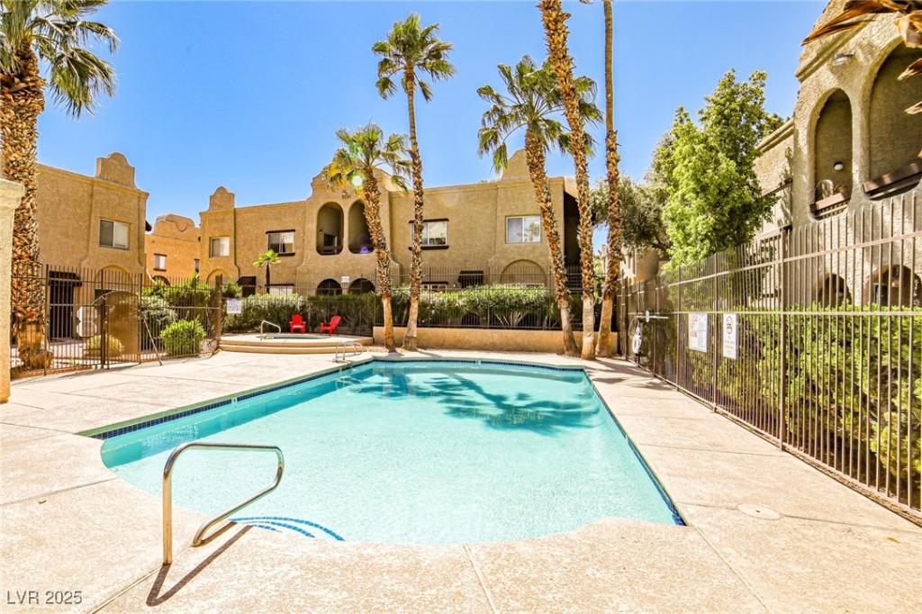 MLS #2717597 image #0