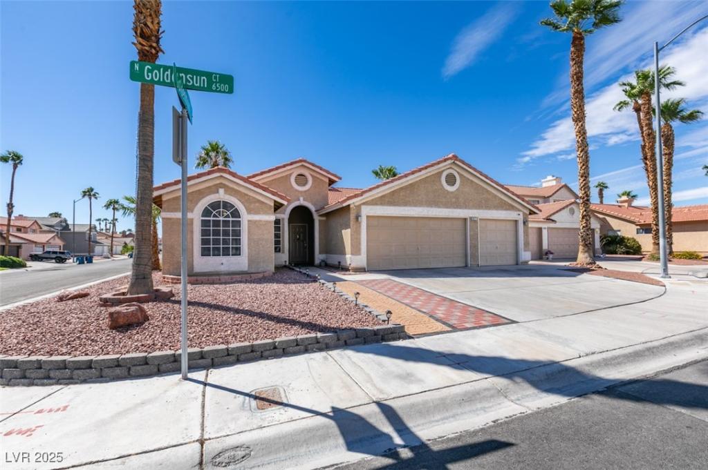 MLS #2717688 image #0