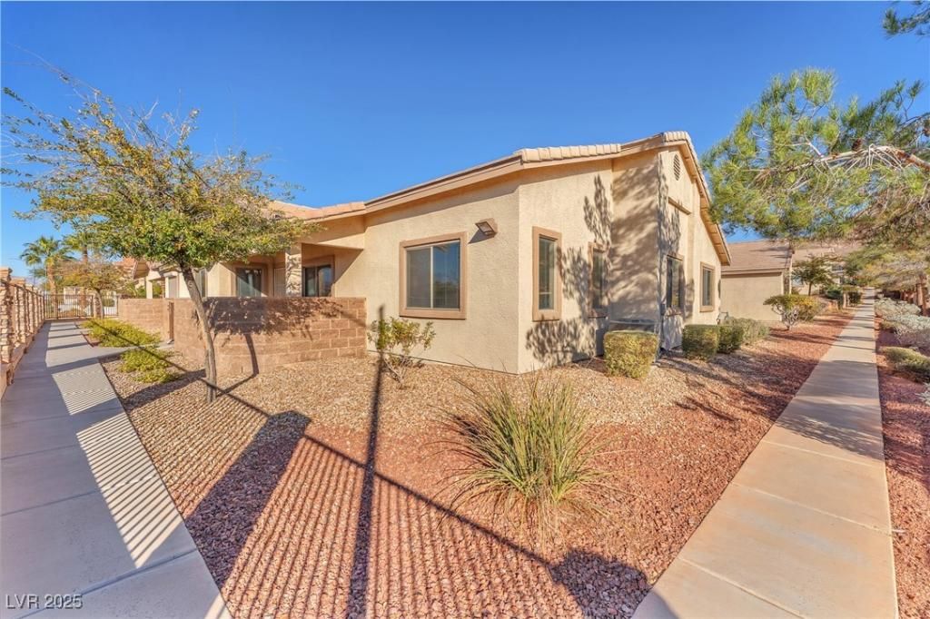 MLS #2717730 image #0