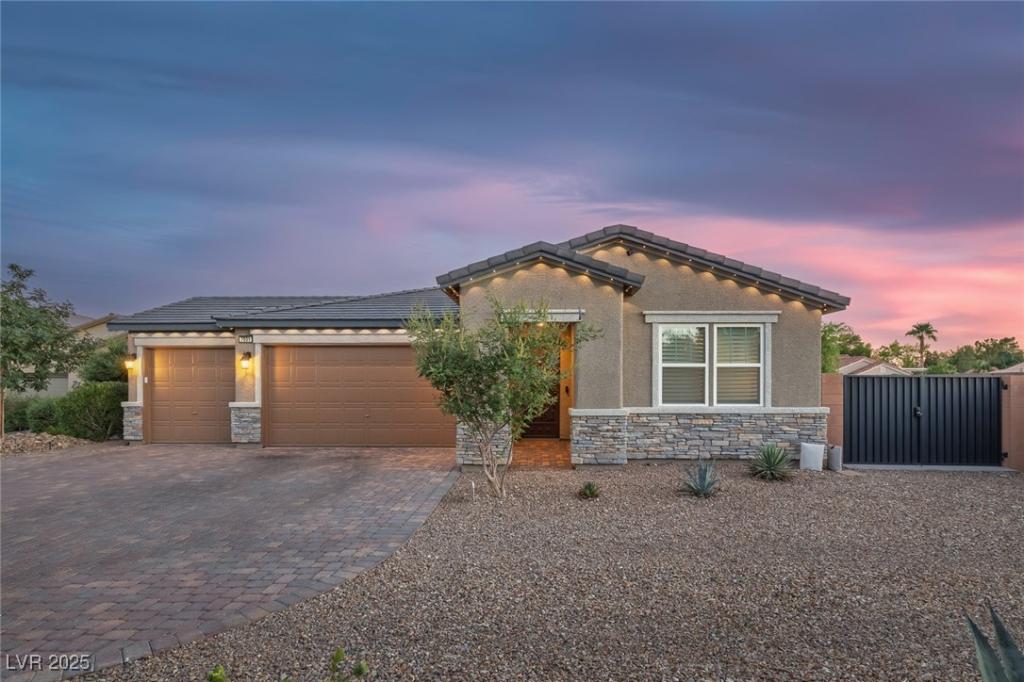 MLS #2717995 image #0