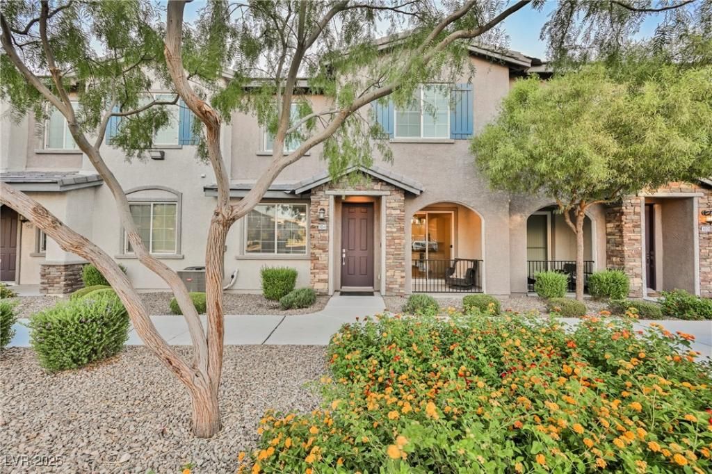 MLS #2718007 image #0