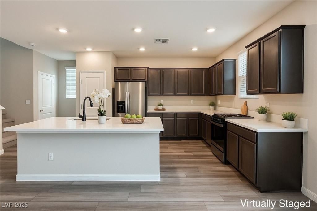 MLS #2718090 image #0