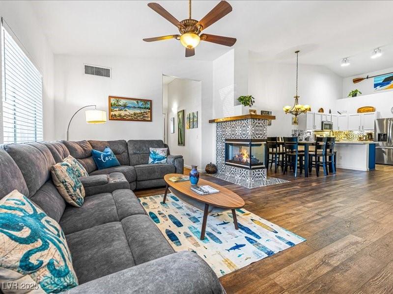 MLS #2718106 image #0