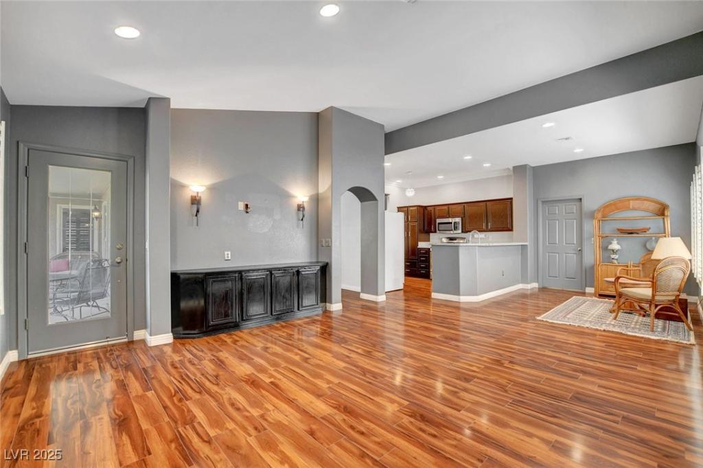 MLS #2718536 image #0