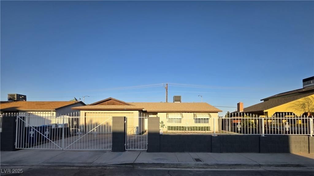 MLS #2718653 image #0