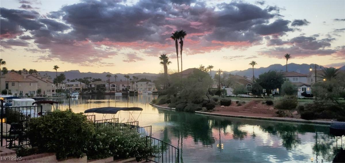 MLS #2718838 image #0