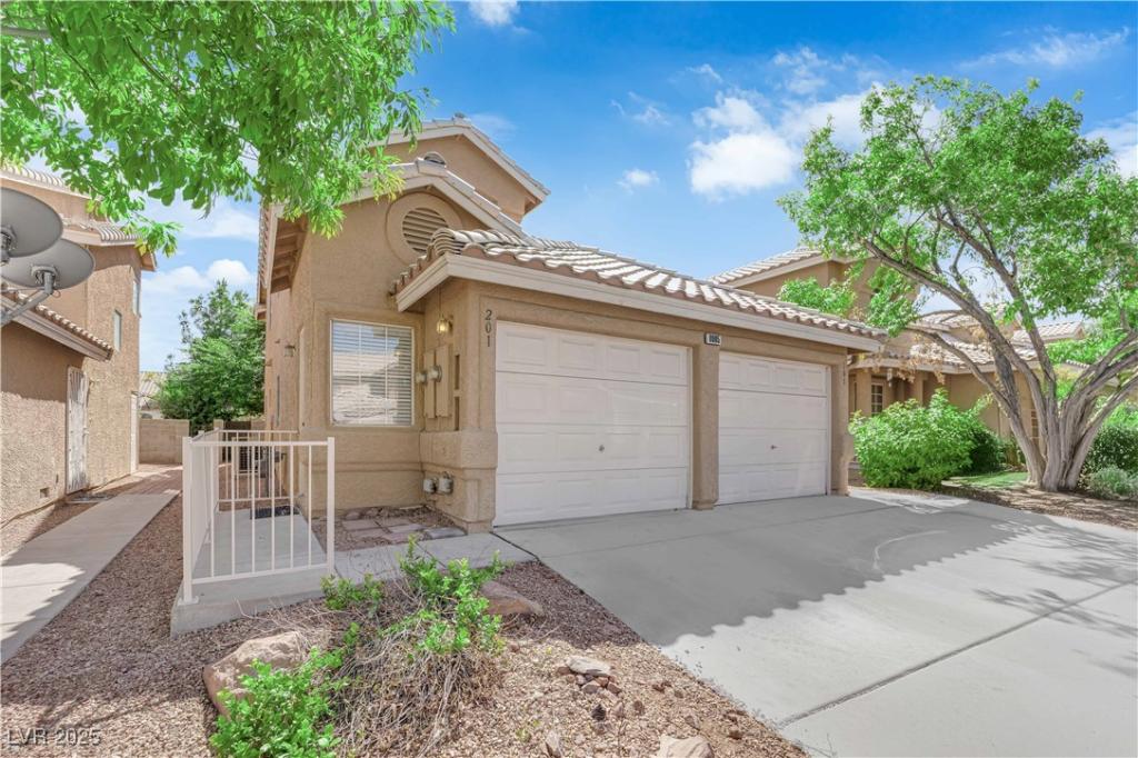 MLS #2718868 image #0