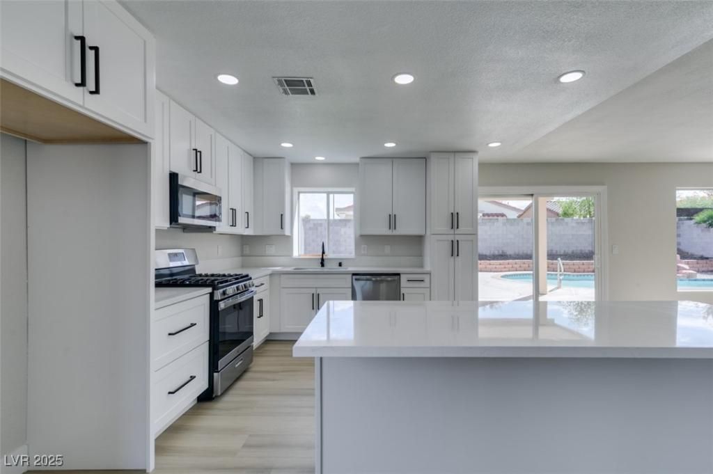 MLS #2718967 image #0