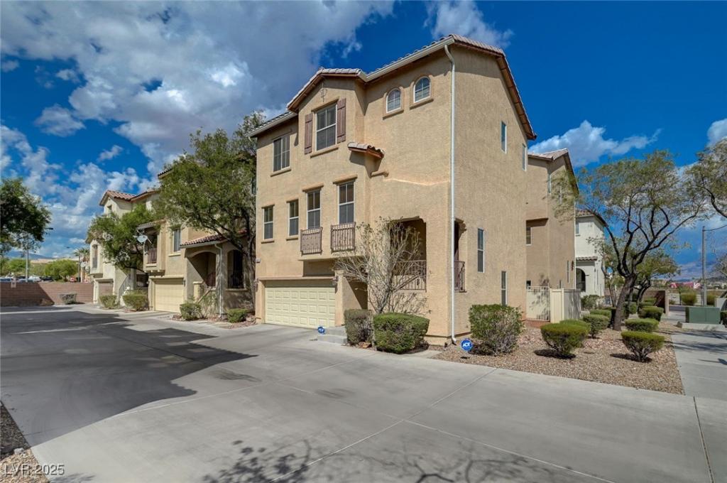 MLS #2718986 image #0