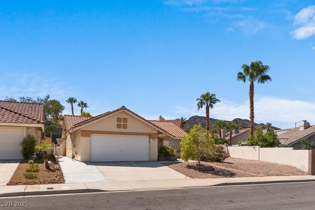 MLS #2719248 image #0
