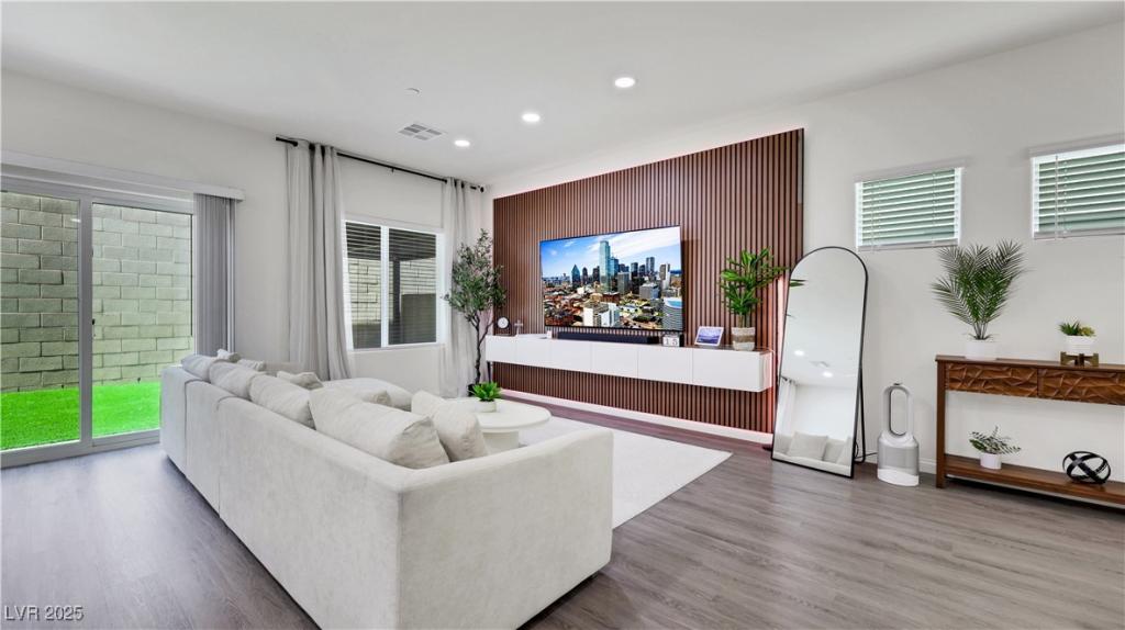 MLS #2719356 image #0