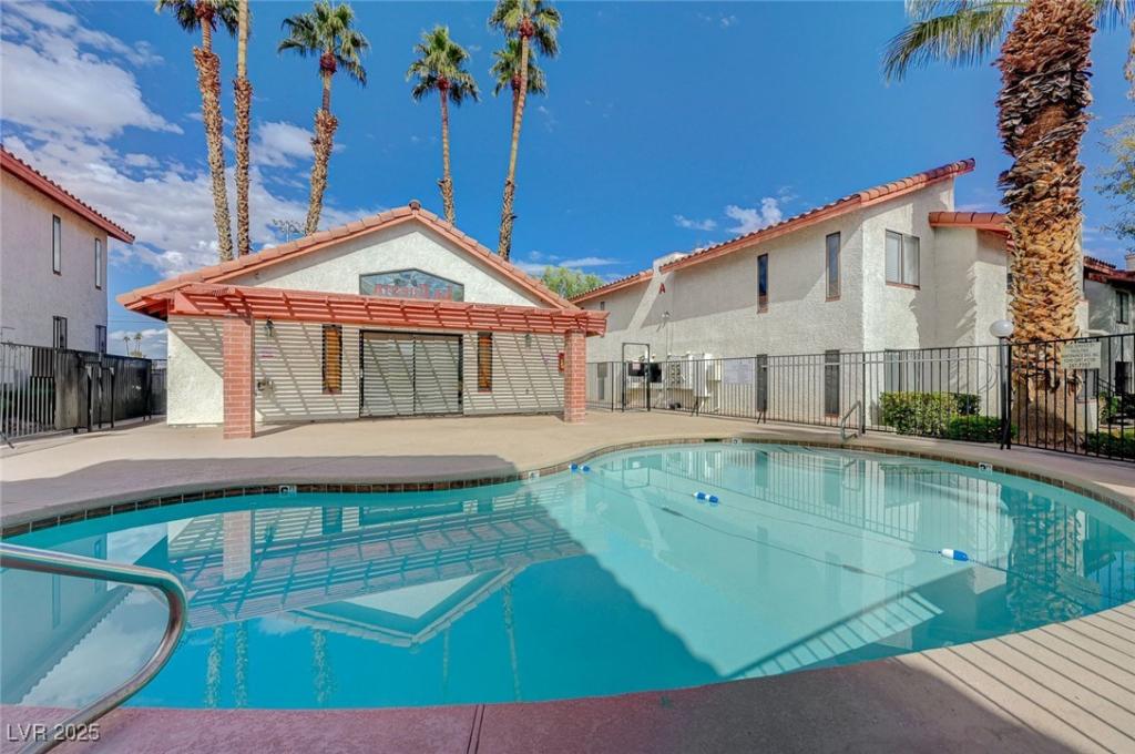 MLS #2719365 image #0