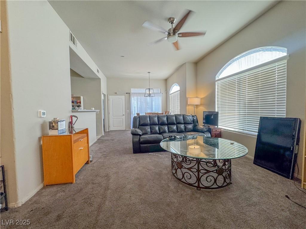 MLS #2720136 image #0