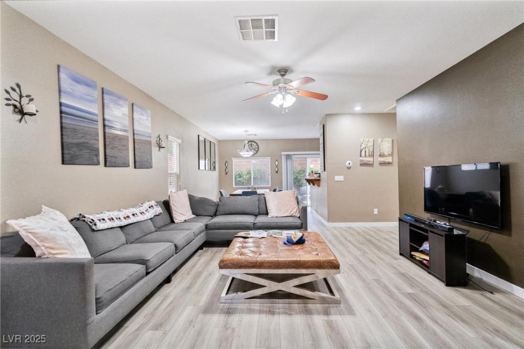 MLS #2720192 image #0