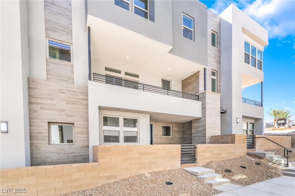 MLS #2720338 image #0