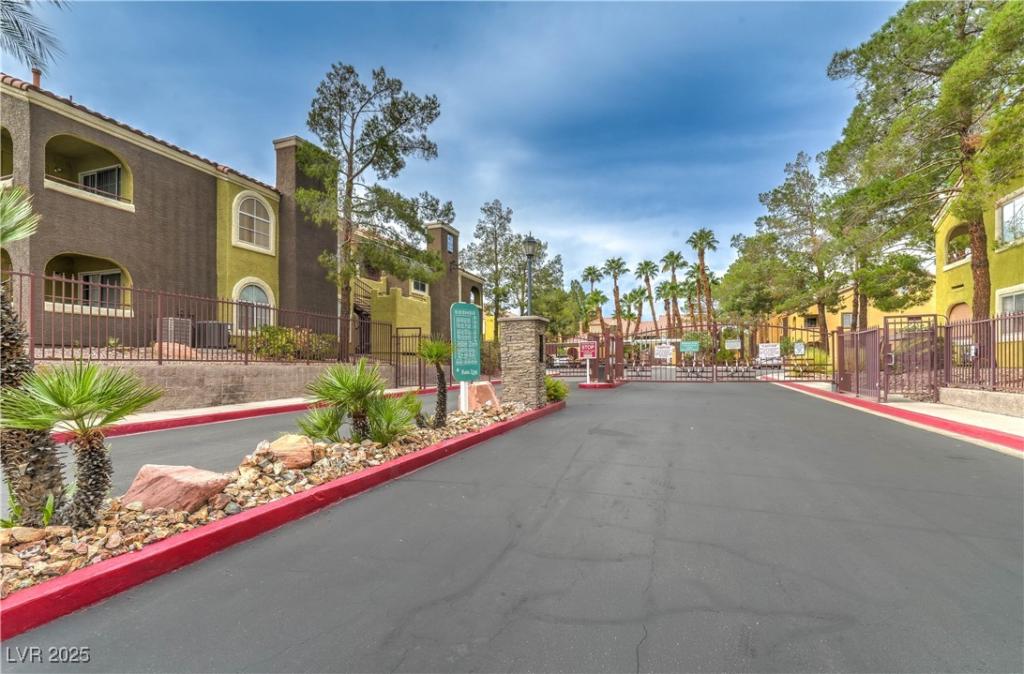 MLS #2720567 image #0