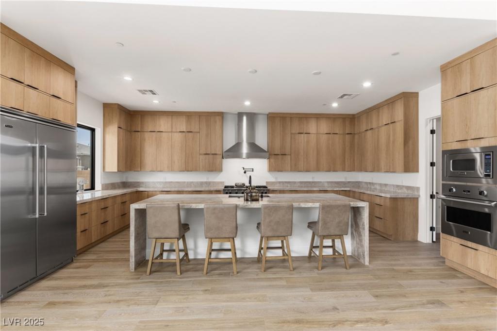 MLS #2720627 image #0