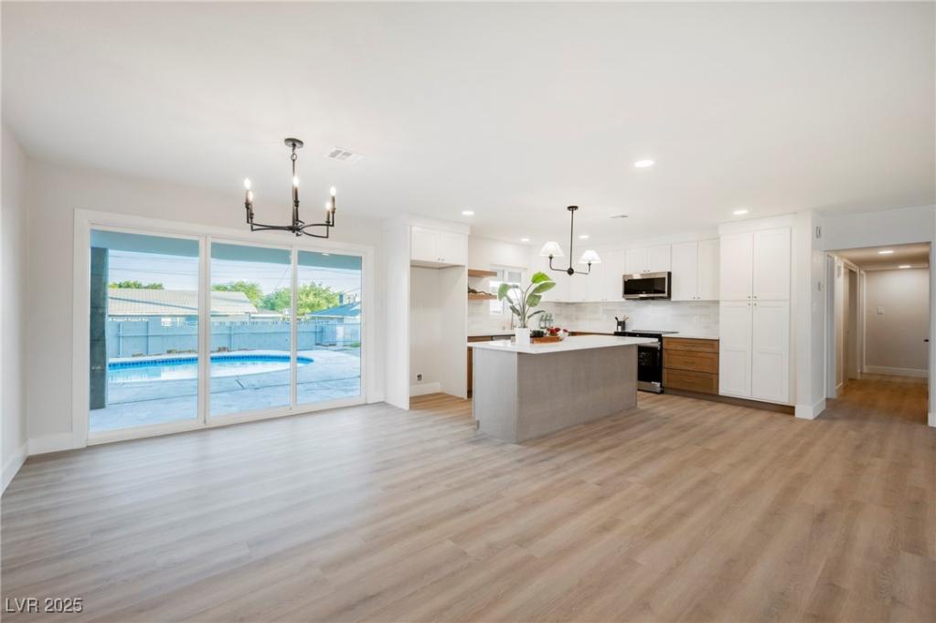 MLS #2720656 image #0