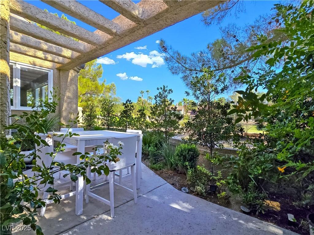 MLS #2720694 image #0