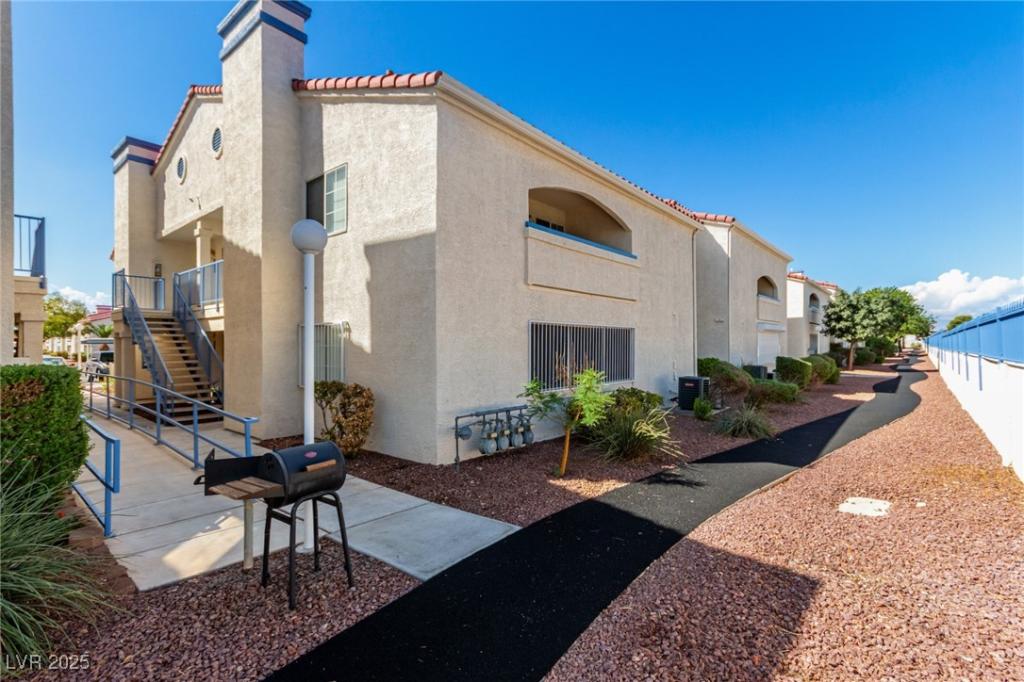MLS #2720749 image #0