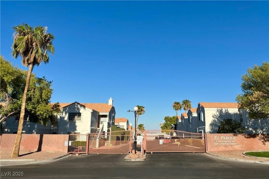 MLS #2720858 image #0