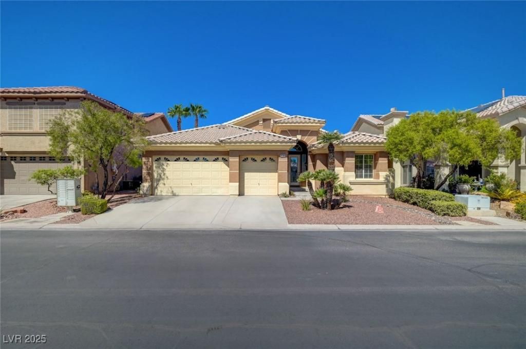 MLS #2720921 image #0