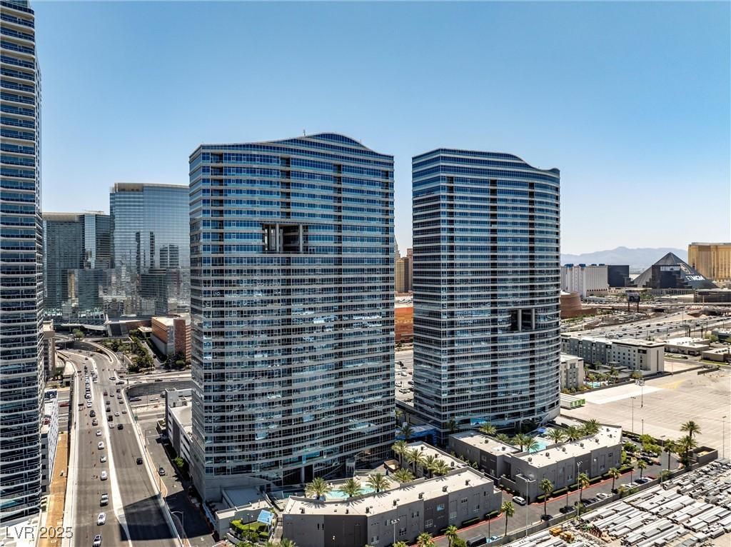 MLS #2720982 image #0