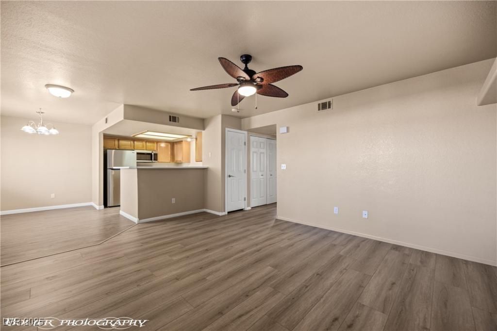 MLS #2720998 image #0