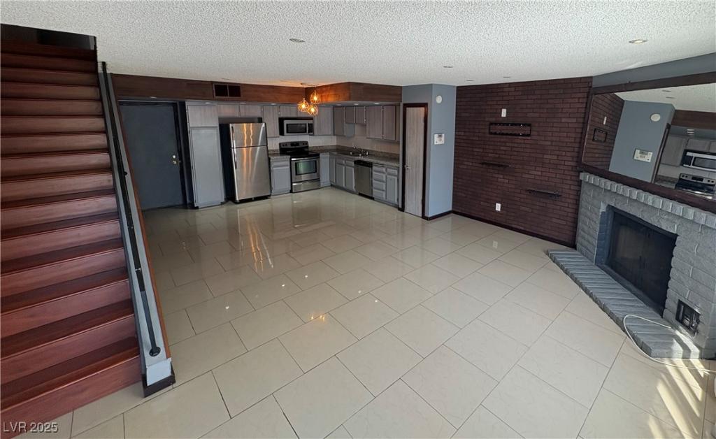 MLS #2721169 image #0