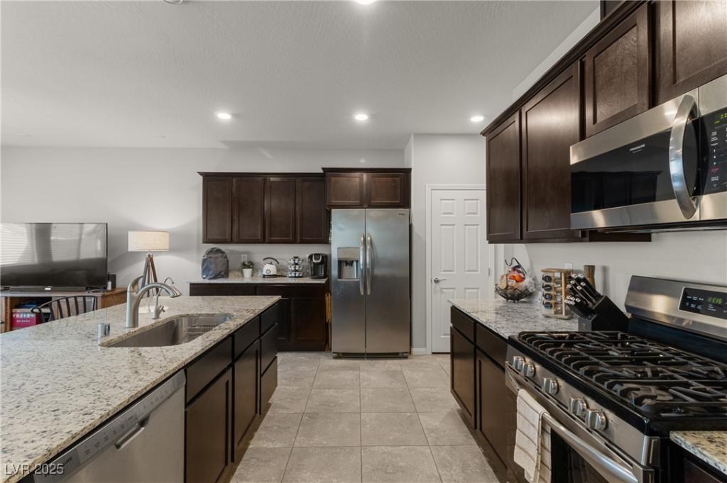 MLS #2721298 image #0