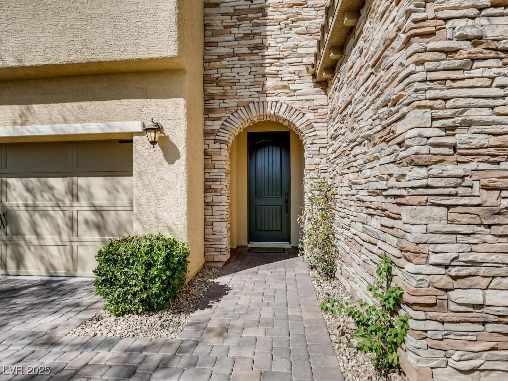 MLS #2721354 image #0