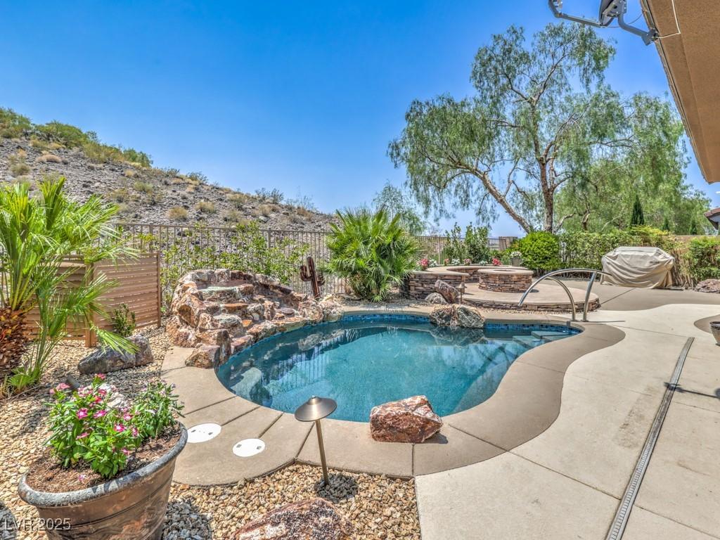 MLS #2721388 image #0