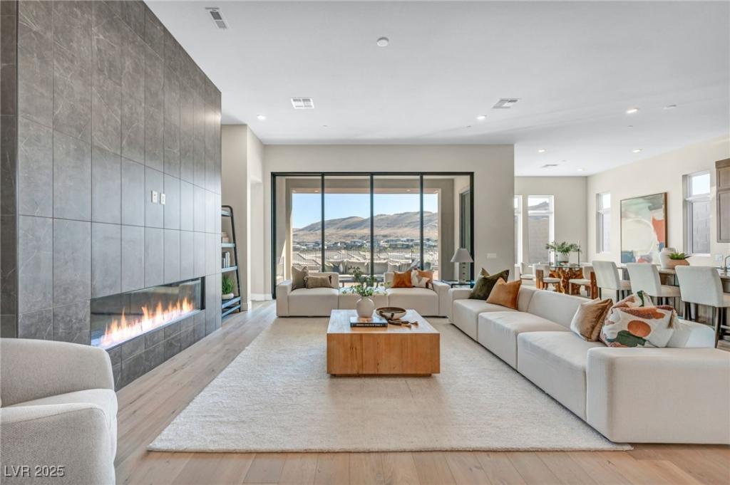 MLS #2721412 image #0