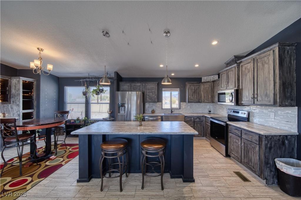 MLS #2721715 image #0