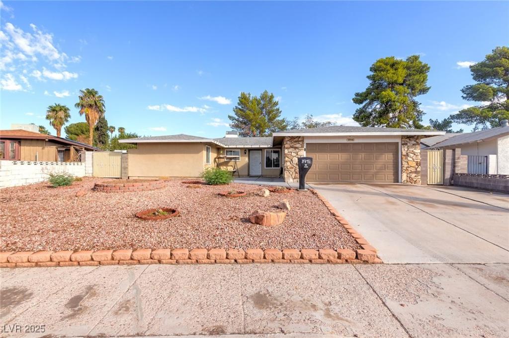 MLS #2721808 image #0