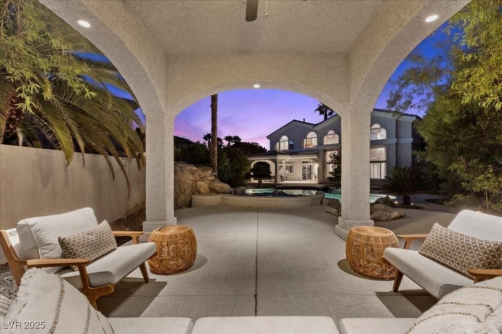 MLS #2721914 image #0