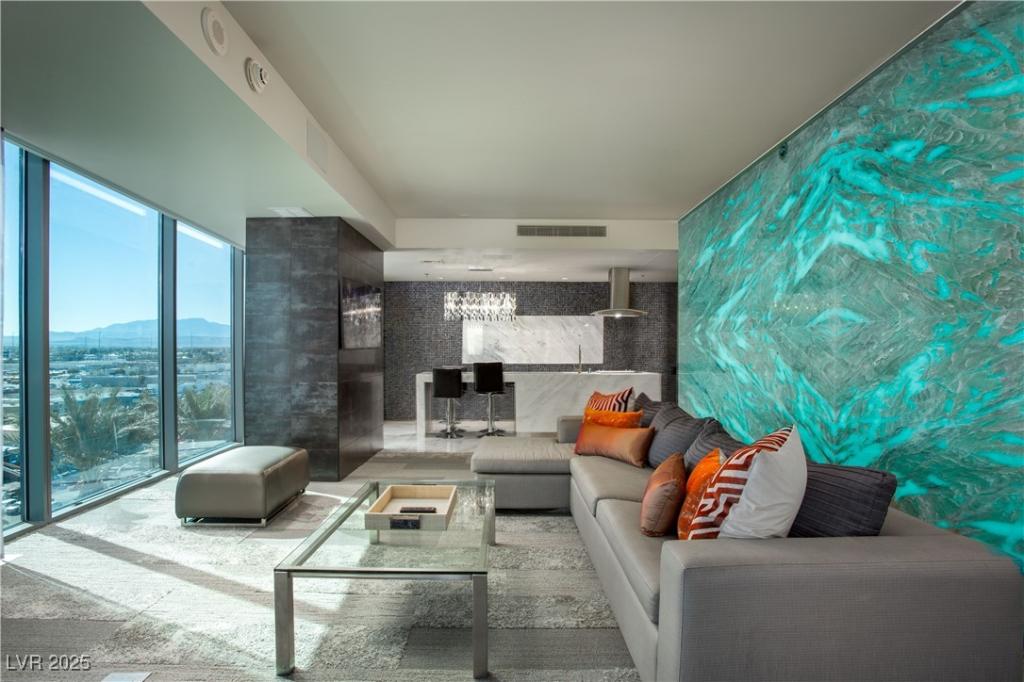 MLS #2722467 image #0