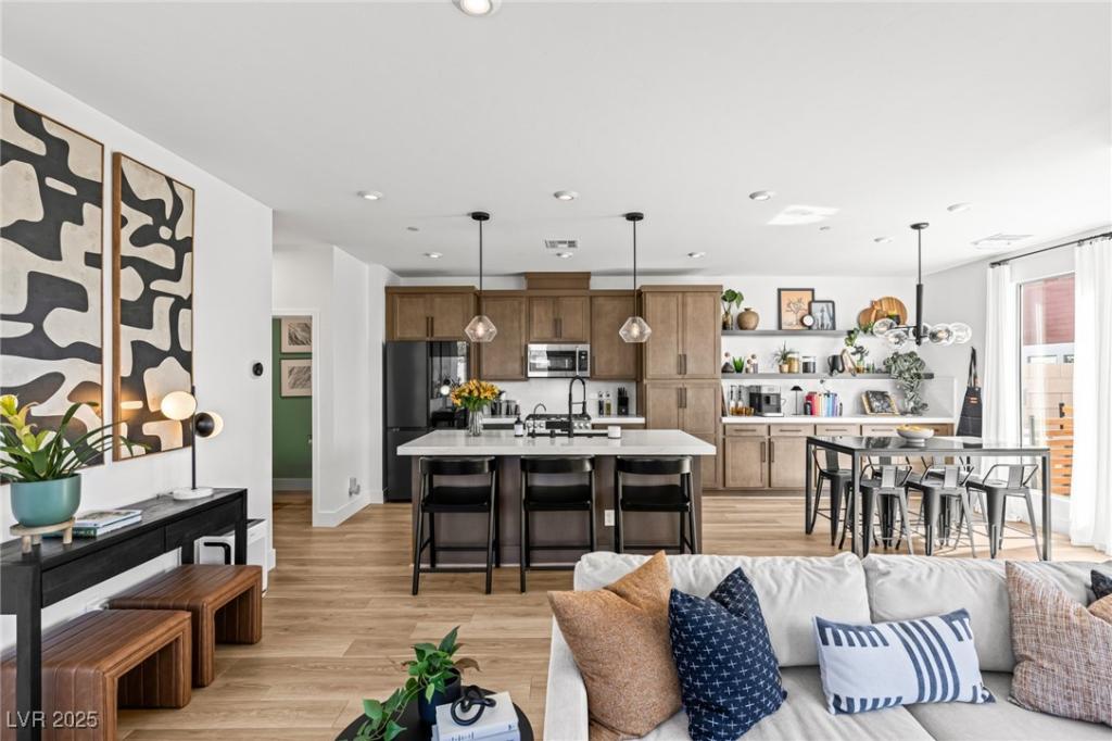 MLS #2723127 image #0