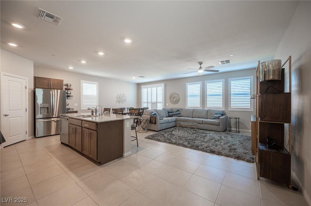 MLS #2723475 image #0