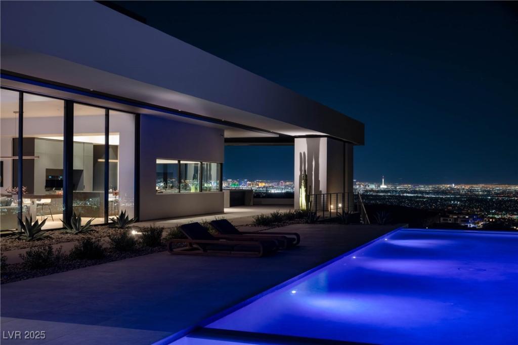 MLS #2723514 image #0