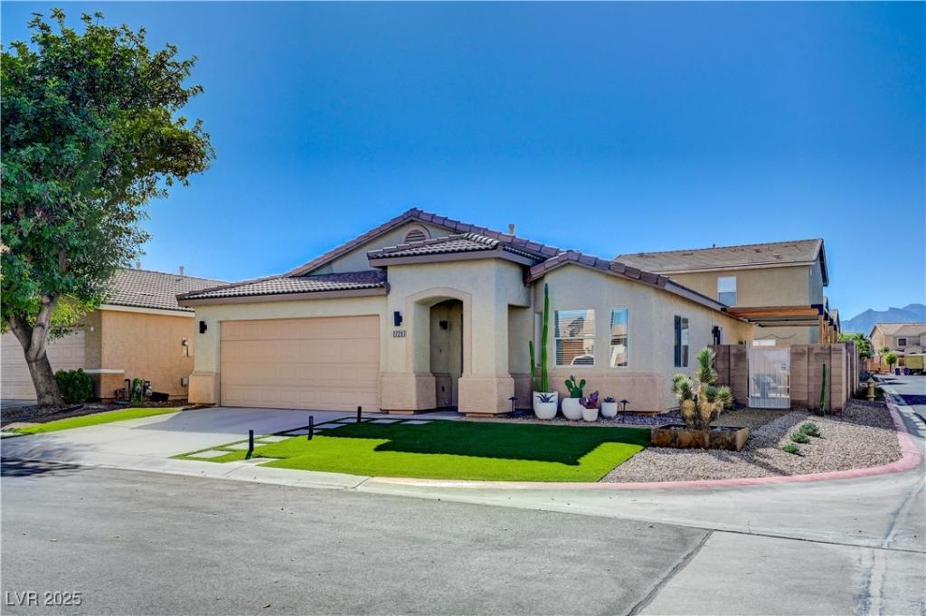 MLS #2723610 image #0