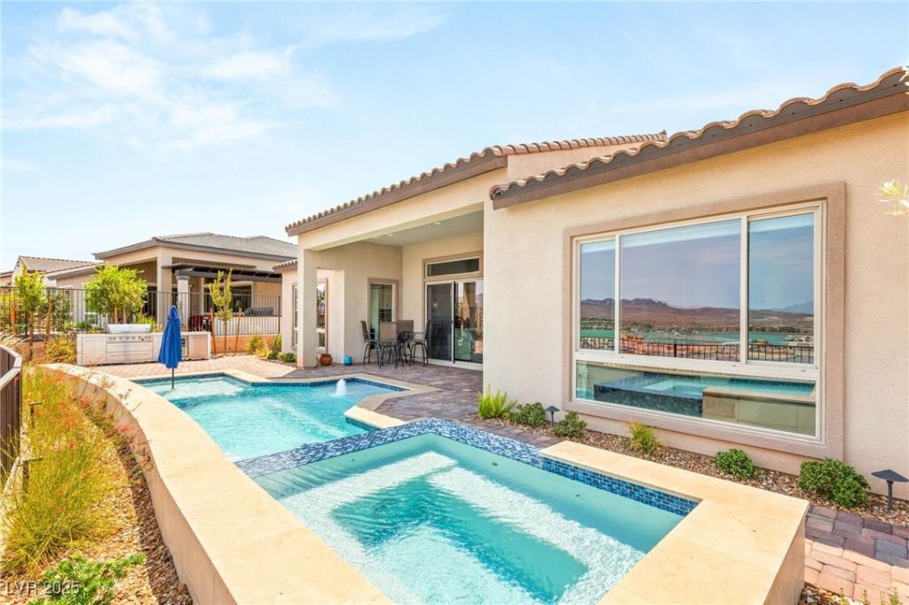 MLS #2723669 image #0