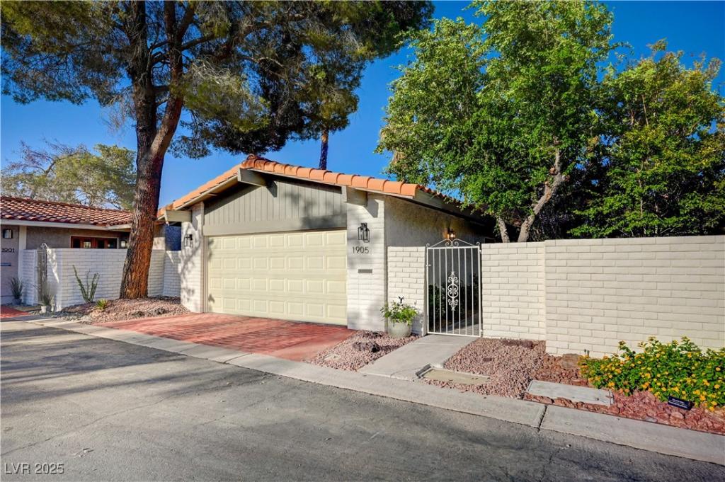 MLS #2723863 image #0